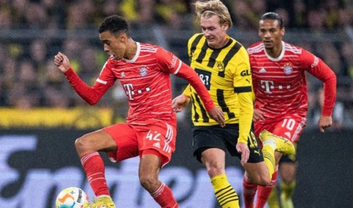Bayern Münih 2-0 öne geçtiği maçta Borussia Dortmund ile 2-2 berabere kaldı