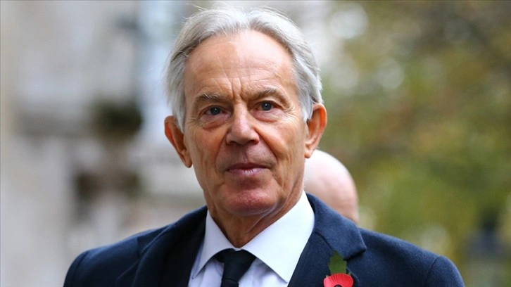 Eski İngiltere Başbakanı Blair'e 