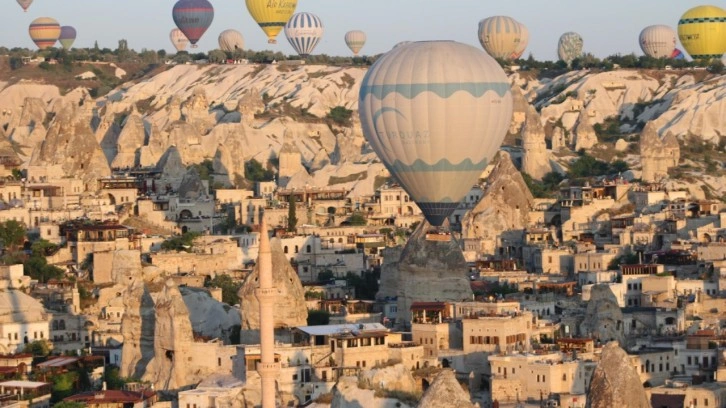 Kapadokya'da balon turu fiyatı şoke etti! 1 saatlik balon turu 100 eurodan başlıyor