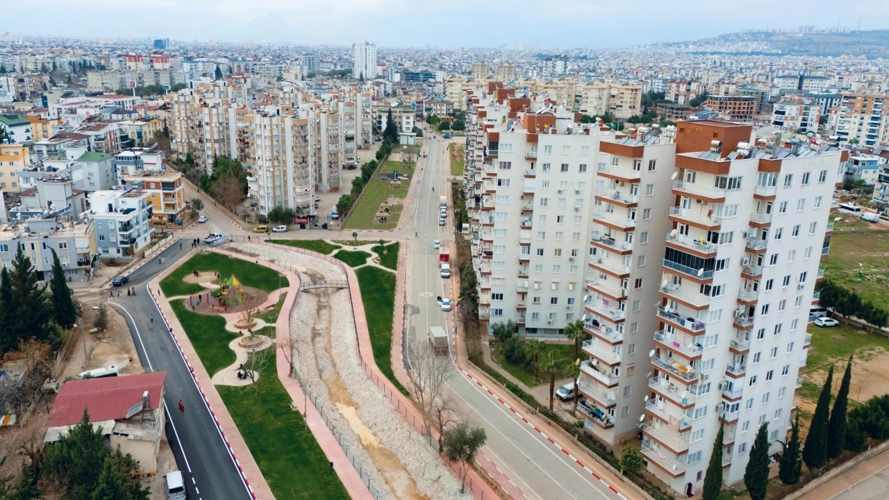 Kepez’den Ay Deresi’ne örnek belediyecilik hizmeti