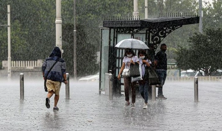 Meteoroloji saat verdi: İstanbul dahil birçok kente kuvvetli sağanak yağış geliyor