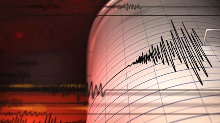 Muğla'da korkutan deprem. Deprem yüzeye çok yakın gerçekleşti. Deprem birçok ilden hissedildi