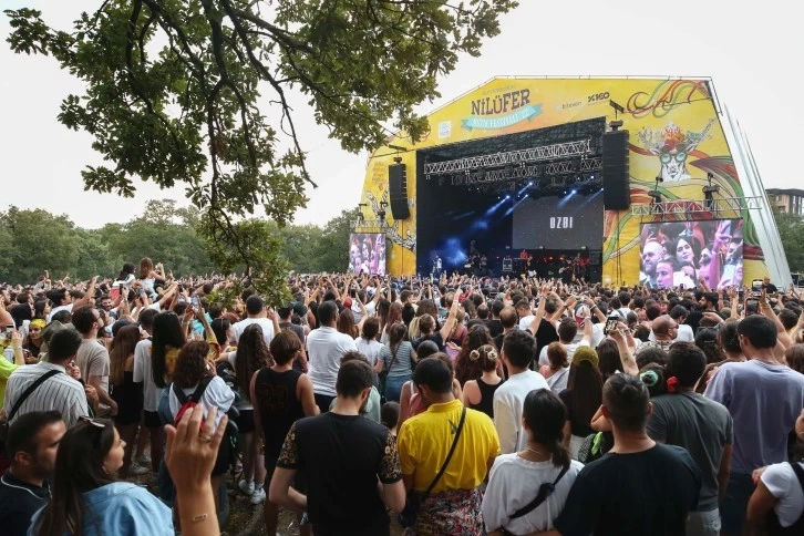 Nilüfer Müzik Festivali  60 bin kişiyi müzikle buluşturdu