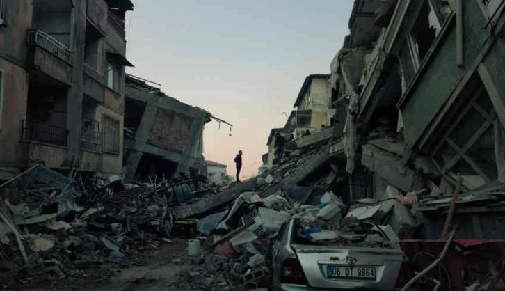 Otellerde kalan depremzedeler tahliye ediliyor