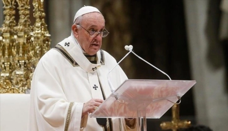 Papa'dan göçmen mesajı: Utanç verici