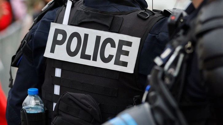 Polis 17 yaşındaki genci öldürdü: Fransa'da ortalık karıştı