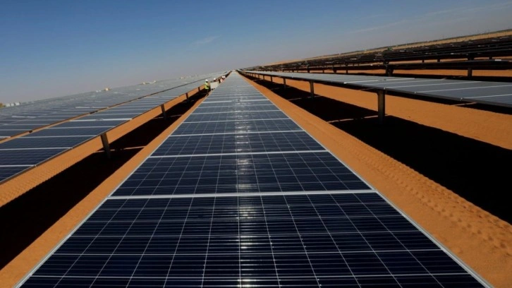 Sahra Çölü'nde elde edilecek güneş enerjisi Avrupa'ya dev kabloyla gönderilecek