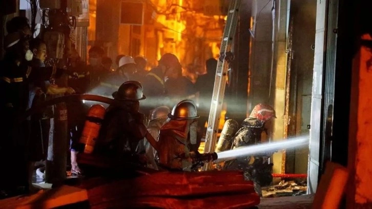 Yangın faciası. Vietnam'da bir apartmandaki yangında en az 56 kişi hayatını kaybetti