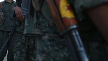 ABD güçlerinden Suriye'nin kuzeydoğusunda YPG/PKK'lı teröristlere silahlı eğitim