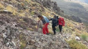 Aladağlar&rsquo;da kaybolan dağcı, 10 saatte kurtarıldı