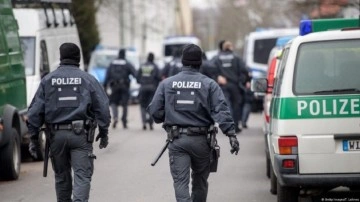 Almanya’da 89 Türk vatandaşı insan kaçakçılığından yakalandı