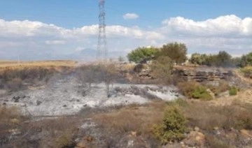 Antalya'da makilik alanda çıkan yangın söndürüldü