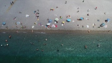 Antalya'da tatil için Ruslar temmuzu Almanlar ekimi tercih ediyor