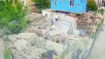 Ataşehir’de inşaatın deposundan kablo çalan hırsızlar yakalandı
