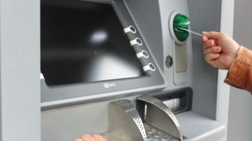 ATM'den para çekenler dikkat. ACİL duyuru geldi. ATM kullanan herkesin başına gelebilir