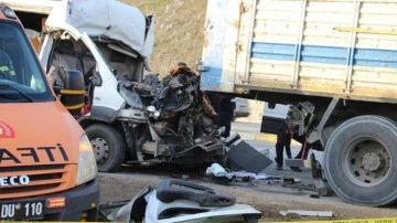 Aydın'da korkunç kaza! 2 kişi feci şekilde can verdi: Kamyon şoförü 452 metre sonra fark etti