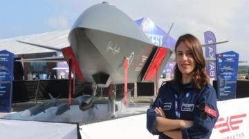 Bayraktar'ın pilot eğitmeni KIZILELMA'yı anlattı! İlk uçuş 2023'te
