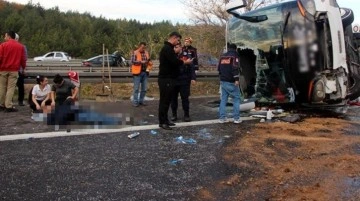 Bolu'da 3 kişi can verdiği otobüs kazasında sürücü ifadesi alınmak üzere karakola götürüldü