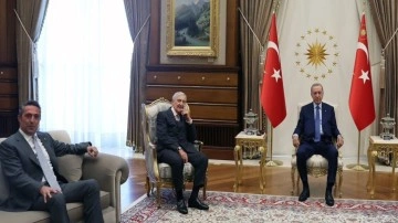 Cumhurbaşkanı Erdoğan, Rahmi Koç ve Ali Koç'u kabul etti. Görüşmeye Bakan Kacır da katıldı
