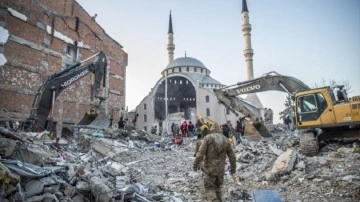 Depremde yıkılan binaların soruşturması sürüyor: Malatya'da 26 kişi gözaltına alındı