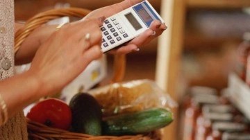 DİSK-AR: En yoksul gelir grubu yüzde 133,2 oranında gıda enflasyonu hissetti