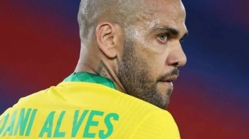 Dünyaca ünlü Brezilyalı futbolcu Dani Alves hakkında cinsel taciz suçlaması! Gözaltına alındı