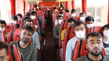 Edirne’de yakalanan 363 göçmen sınır dışı edildi
