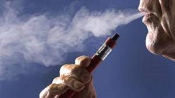 Elektronik sigaranın kalbe normal sigara kadar zarar verdiği ortaya çıktı