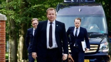 Finlandiya Savunma Bakanı Kaikkonen, ülkesinin terörü desteklemediğini savundu