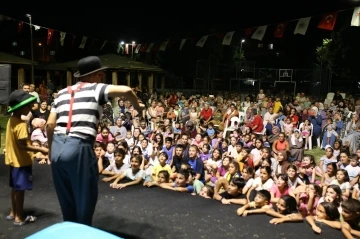 Gazi Mahallesi’nde parklar şenlendi, çocuklar eğlendi