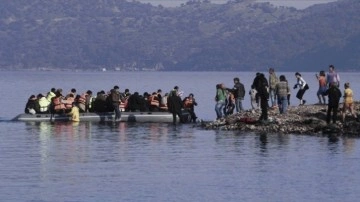 Göçmenleri taşıyan bot battı içinde kim varsa öldü!