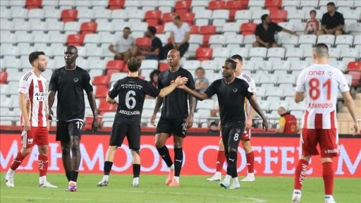 Hatayspor, Süper Lig'de yarın Antalyaspor ile karşılaşacak