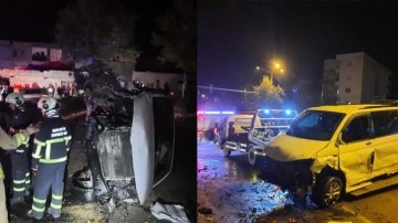 İki araç kafa kafa çarpıştı! Ortalık savaş alanına döndü. Feci kazada 6 kişi yaralandı