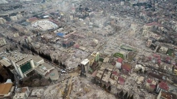 İki büyük depremle yıkılan Kahramanmaraş'ta yeni deprem. AFAD sarsıntıyı 5,1 olarak duyurdu