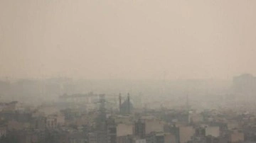 İran&rsquo;da hava kirliliği nedeniyle eğitime verilen ara tekrar uzatıldı