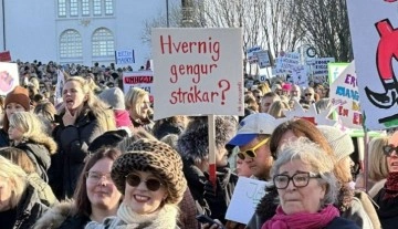 İzlanda'nın tüm kadınları iş bıraktı
