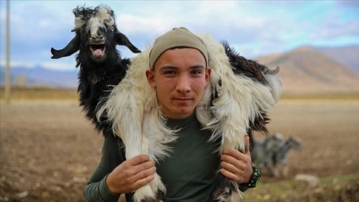 Keçi çobanlığı yapan Yörük çocuğu, Bocce Milli Takımı'na seçildi.. 'Koşan davarı vurmuş adamım. Bu ne olacak ki?' dedim.