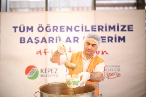 Kepez’den öğrencilere sıcacık destek