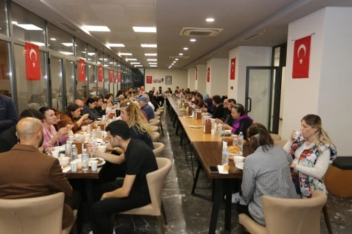 Kocagöz, Hasta Yakınları Konukevi iftarına katıldı