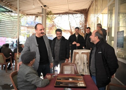 Konyaaltı Başkanı Kotan, esnaf turunda