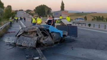Korkunç! Amasya'da trafik kazasında 3 kişi yanarak öldü
