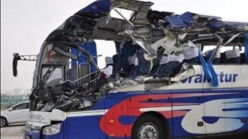 Küba'da yolcu otobüsü devrildi. 4 kişi hayatını kaybetti, 30 kişi de yaralandı