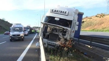 Kuzey Marmara Otoyolu'nda TIR otomobile arkadan çarptı. Feci kazada bir ölü 4 yaralı var