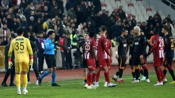Merkez Hakem Kurulu harekete geçti! Sivasspor-Galatasaray maçı hakkında ek rapor istendi