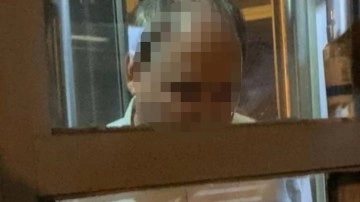 Metrobüste mide bulandıran olay! Üniversite öğrencisini taciz eden adam tutuklandı