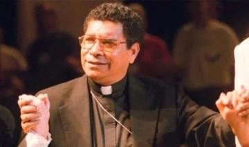 Nobel ödüllü rahip Carlos Filipe Ximenes Belo, çocuklara yönelik 'cinsel istismarla' suçla