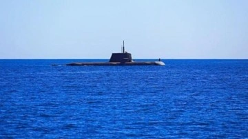 Nükleer denizaltısı alev aldı! Gizli görev iptal edildi