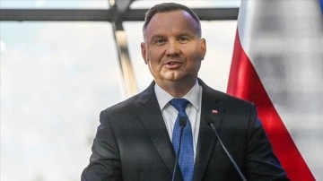 Polonya Cumhurbaşkanı Duda, Başbakan Morawiecki ve kabine üyeleriyle toplantı yapacak