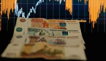 Rusya'da bütçe açığı alarmı... 83 milyar ruble satıldı