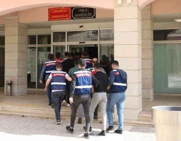 Siirt’te ’yasa dışı’ bahis operasyonunda 2 zanlı tutuklandı
